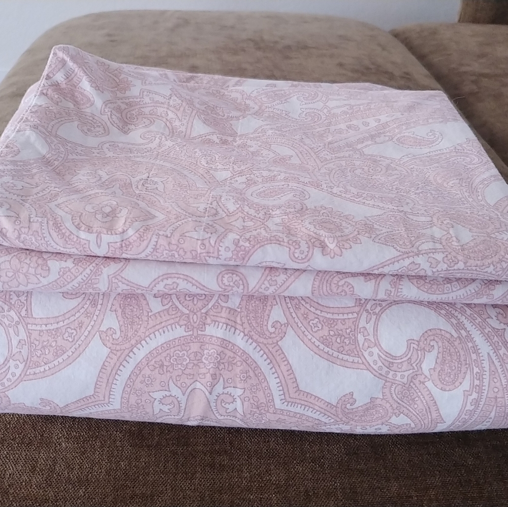 Ikea Full/Queen Pink Paisley Duvet & Shams